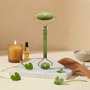 Rouleau de Massage Visage en Pierre de Jade Vert